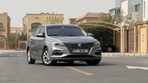 MG MG 5 Silver photo 6
